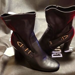 Black wedge heels size 7-1/2